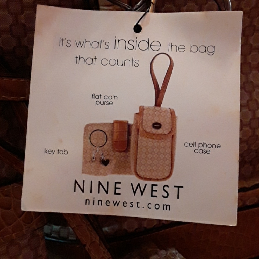 Nine West purse - Picture 3 of 8